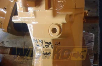 Fahrmotor Liebherr 5801760