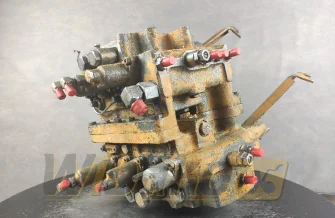 Hydraulik Verteiler Komatsu PC210 