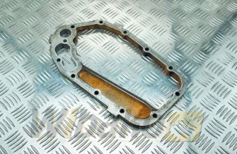 Distanz obudowy chłodnicy oleju Liebherr 9077137