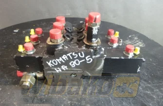 Hydraulik Verteiler Komatsu WA 90-5 644300080