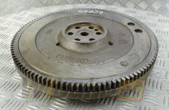 Schwungrad für Motor Yanmar 4TNE98 129902-21580