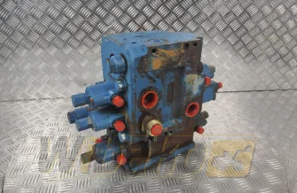 Hydraulik Verteiler Case 721D 