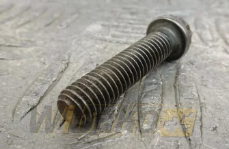 uchwytu pompki wtryskowej M8x35 Deutz 01181763