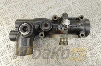 Łącznik z podstawą filtra wody für Motor Cummins QSX15 3681322
