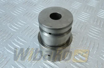 Umlenkrollen-Bolzen Deutz 04225956