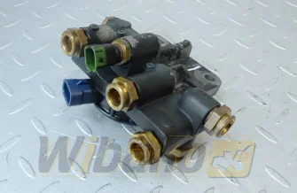  Cummins 4898756
