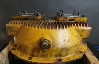 Pumpenverteilergetriebe Liebherr PVG350B375 926939-001