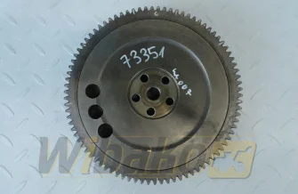 Schwungrad Z= 83, D= 220 mm für Motor Kubota D722 16875