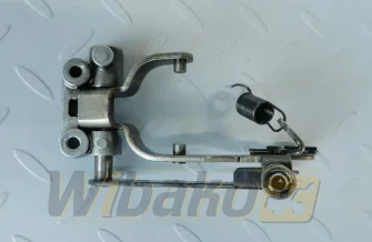 Dźwignia regulatora gazu für Motor Kubota D722 1J023-56050