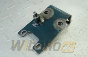 Wspornik dźwigni gaszenia für Motor Kubota D1503 16427-60110