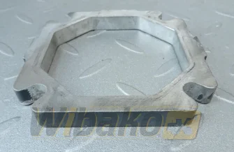 Ansaugkrümmeradapter H=10 mm für Motor Deutz 2013 