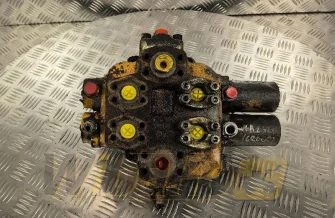 Hydraulik Verteiler Liebherr L521 