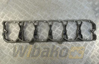 Ventildeckel Cummins 3975943