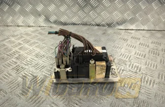 Bedienfeld MotoMeter 825.0.299 KHD BF6M 1013E 07.12.01 S.H.