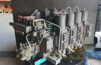 Hydraulik Verteiler Volvo EC450 M/8