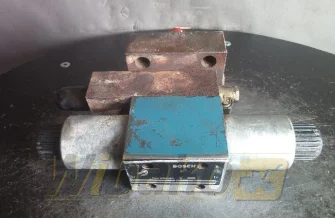 Hydraulik Verteiler Bosch 081WV10P1V1002WS024/00D11 