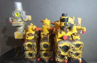 Hydraulik Verteiler Caterpillar 213B M/7
