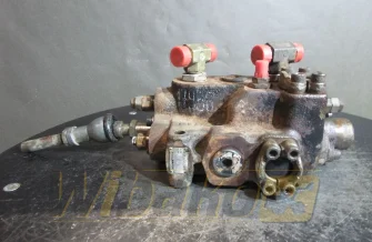 Hydraulik Verteiler Hitachi W170 R-1