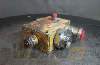 Hydraulik Verteiler Komatsu PC240 