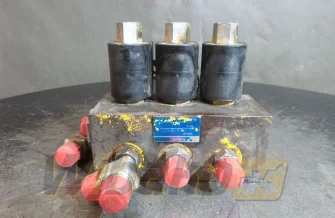 Hydraulik Verteiler Komatsu PC240 