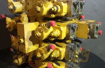 Hydraulik Verteiler Caterpillar 206 M/8