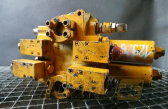 Hydraulik Verteiler Liebherr R932 M/2