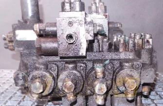 Hydraulik Verteiler Zeppelin ZM15 M/4