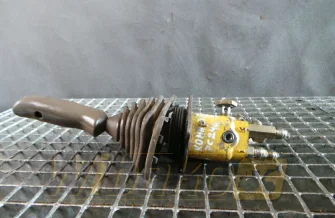 Joystick Komatsu PC240-5 