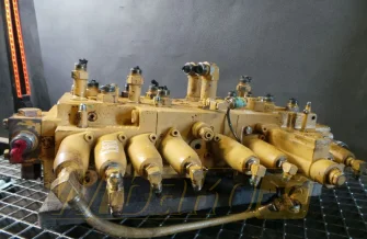 Hydraulikverteiler Caterpillar KMX13S/P34002 4I6484