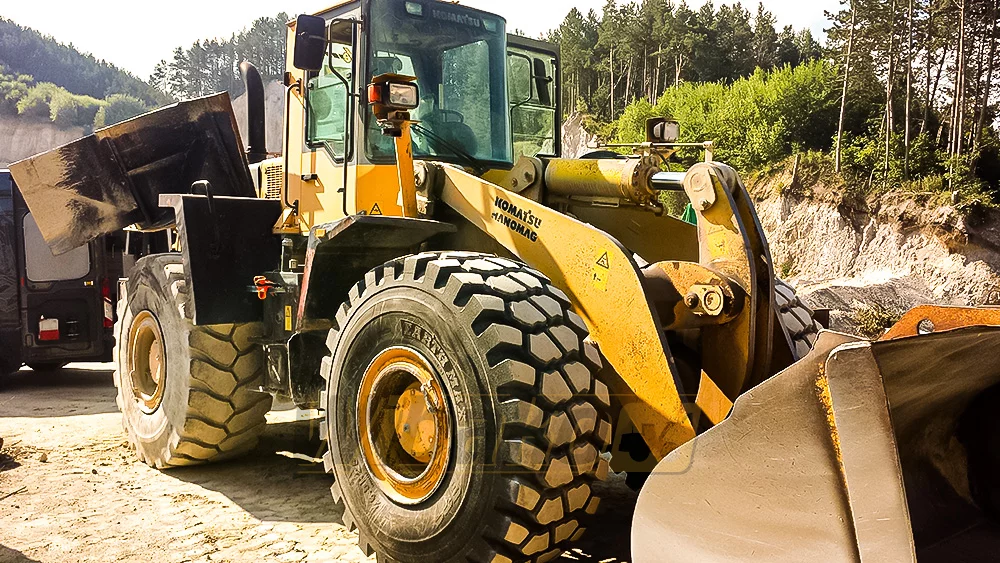 Komatsu-Lader