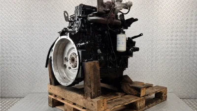 Reparatur des Cummins QSB 4.5 Motors in der LiuGong 835H Radlader