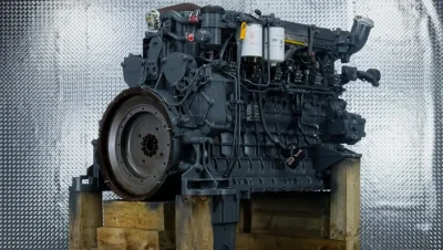 Überholung des Liebherr D936 A7 Motors in einem Liebherr R 936 Bagger