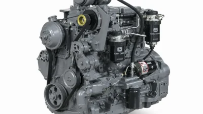 Reparatur des John Deere 4045HF285 Motors in der Gipo Giporec R 100 FDR Brecher