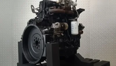 Reparatur des Cummins QSB 4.5 Motors in einem Hyundai R140LC-9 Bagger