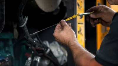 Atlas-Service - Reparatur von Baggern und Ladern