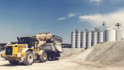 Wie man Baumaschinen sicher benutzt? Grundlegende Regeln