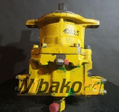 Drehmotor Komatsu 706-77-48210