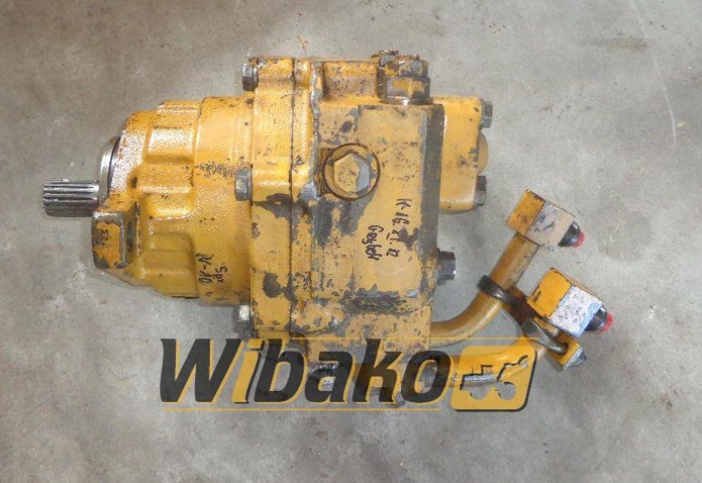 Drehmotor Komatsu 706-75-11902